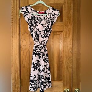 Elle Women's Pettal Pink Lily Ruffled Cap Sleeved Crepe Dress  ~ Size XL